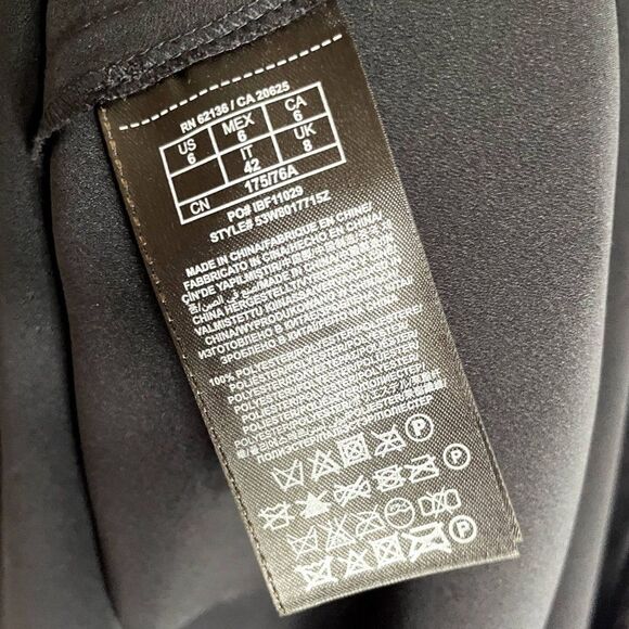 NWT Marciano Sleeveless Black V-neck Dress w/ Chain Accent - Size 6 - Picture 6 of 6